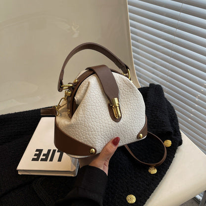 👜 LIMITED-TIME 50% OFF! ✨ Color-Blocked Shoulder Bag – PU Leather, Multiple Carrying Options, Metal Hardware ✨