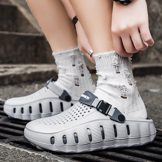 🩴 LIMITED-TIME 50% OFF! ✨ Men’s Cushioned Clogs – Ultra-Soft, Anti-Slip, Adjustable Strap 🌿