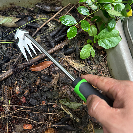 🪴 LIMITED-TIME 50% OFF! ✨ Ergonomic Hand Weeder Kit – Stainless Steel, 4-in-1, Root Removal 🌿