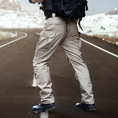 👖 50% OFF NOW! 🎉 Men's Waterproof Slim Fit Cargo Trousers – Utility pockets & durable – Perfect for outdoor, work or travel – lightweight and practical 🌧️✨